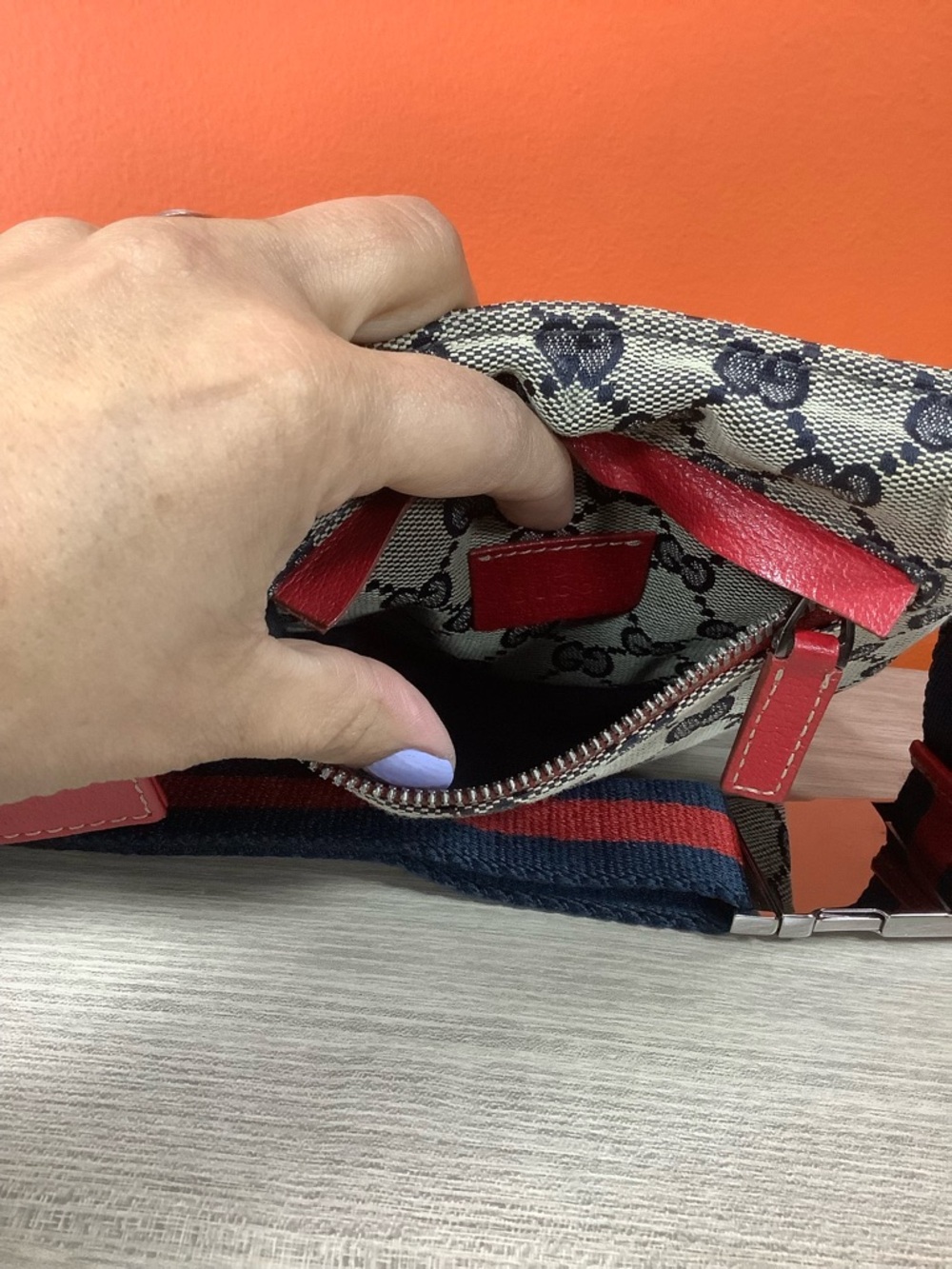 Gucci Signature Monogrammed Double Pocket Belt Bag - Picture 10 of 13